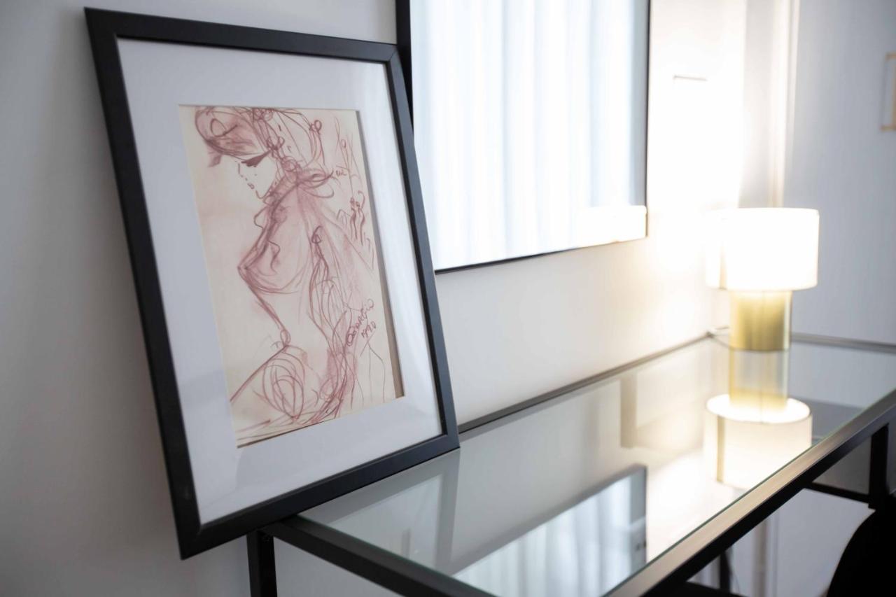 נאפולי Domus Delia Luxury Apartment מראה חיצוני תמונה